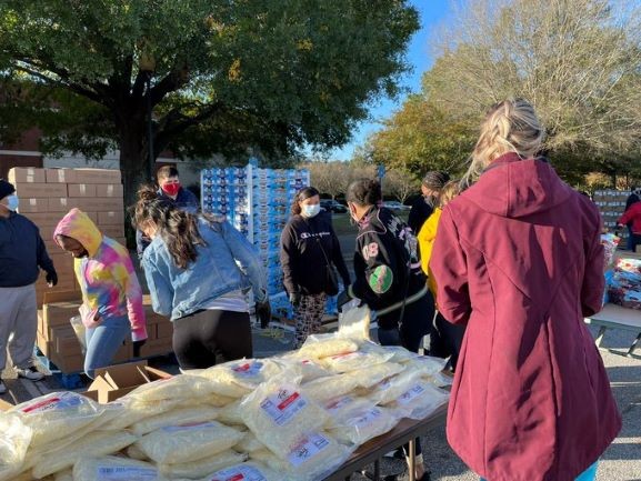 Thumbnail image for album 'Thanksgiving Food Drive (Nov. 2020)'